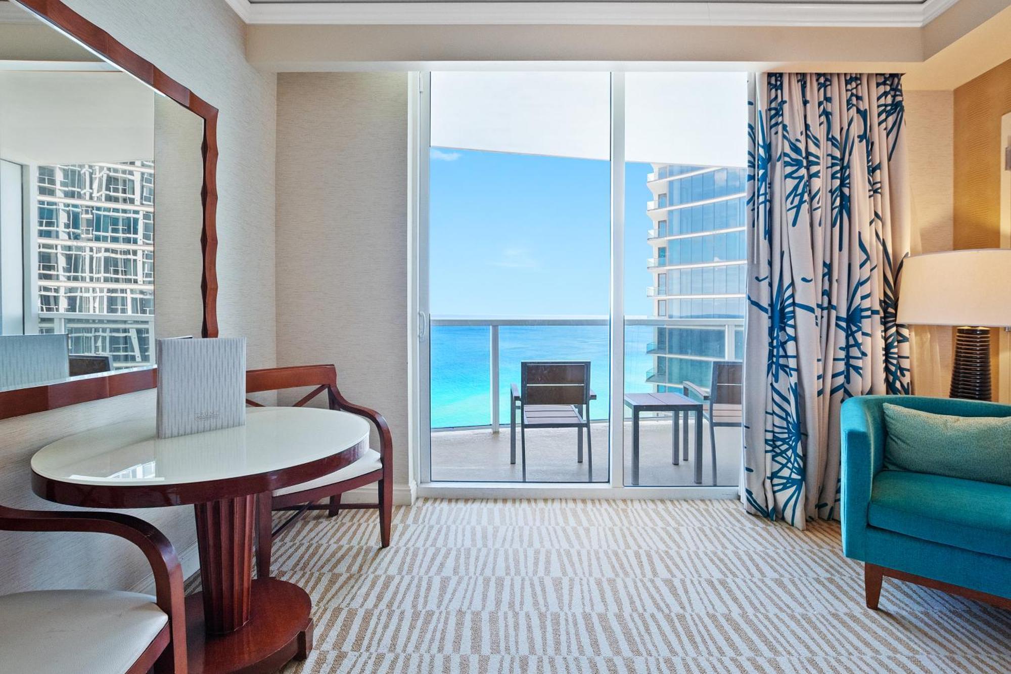 Trump International Deluxe 2 Queen Bed Ocean Front Санни Айлес Экстерьер фото